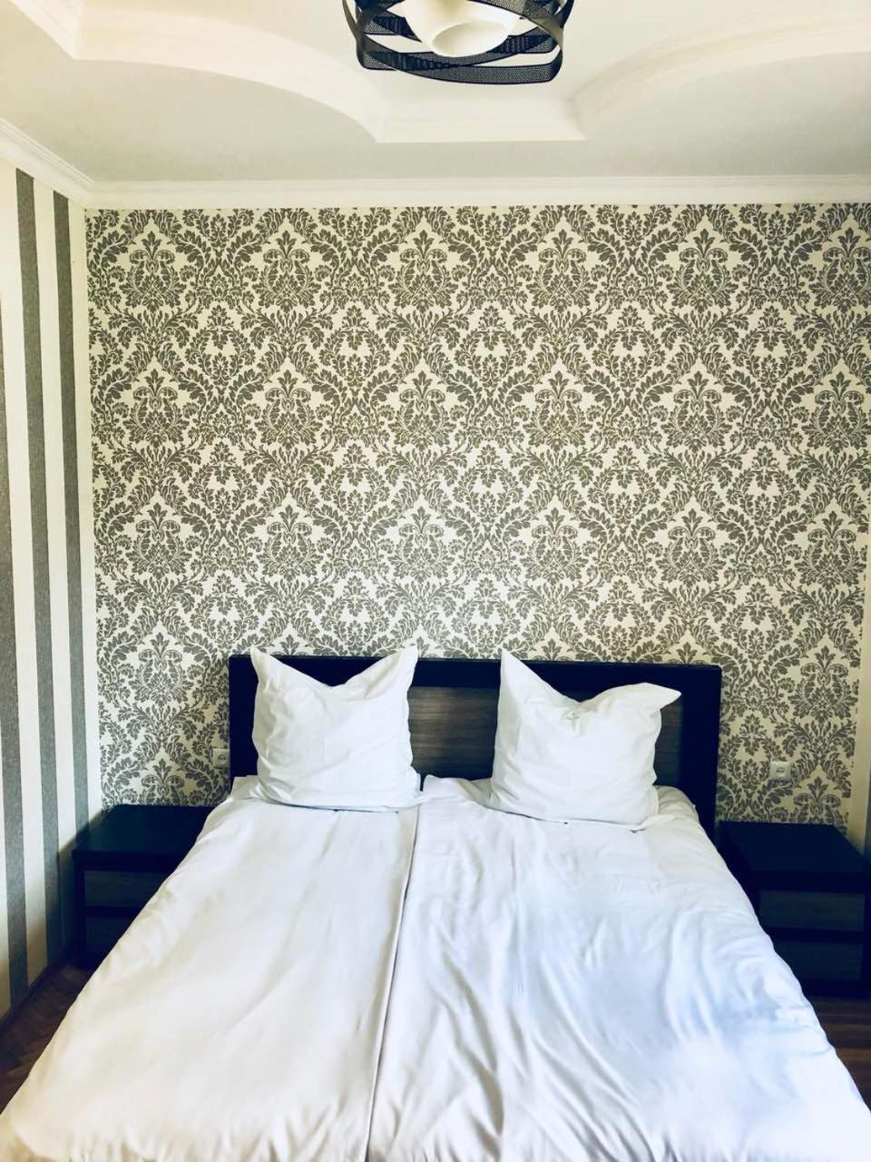 Apartment Old クタイシ エクステリア 写真